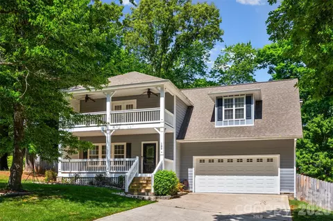 109 Fulton Farms Ln, Mooresville, NC 28117