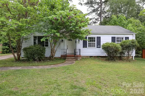 1456 Briar Creek Rd, Charlotte, NC 28205