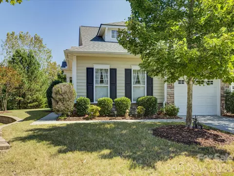546 Pine Links Dr, Tega Cay, SC 29708 photo 2