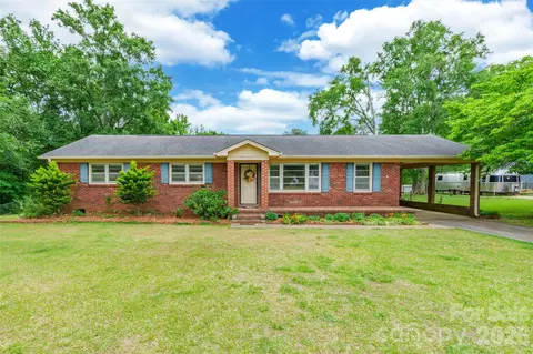 954 Magnolia Dr, Rock Hill, SC 29730