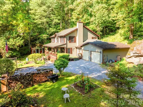 150 Sorghum Dr, Waynesville, NC 28785