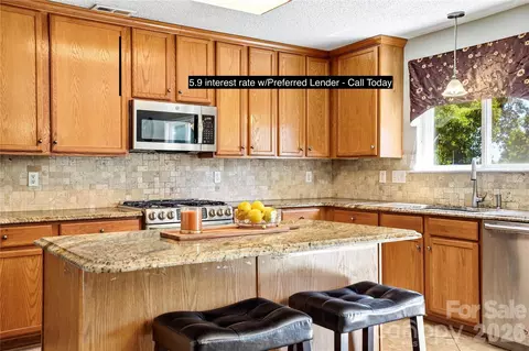 13310 Pontchatrain Ave, Charlotte, NC 28273