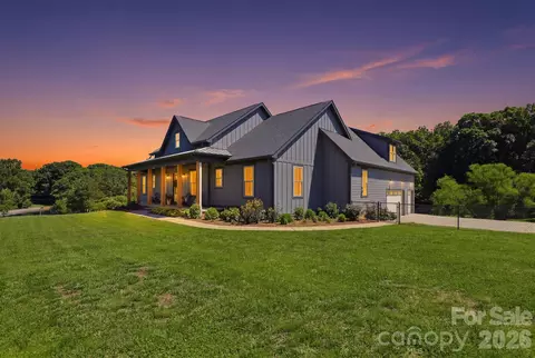 Exterior - 1881 E Maiden Rd, Maiden, NC 28650 photo 1 of 8