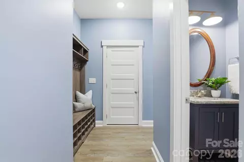 Entry Way - 1881 E Maiden Rd, Maiden, NC 28650 photo 3 of 4