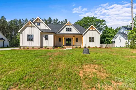 2373 Lee Lawing Rd, Lincolnton, NC 28092