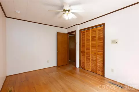 Bedroom - 138 Stillwagon Ln, Cedar Mountain, NC 28718 photo 5 of 5
