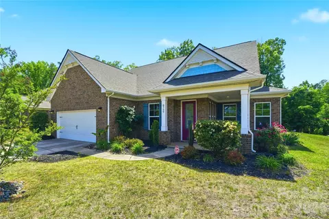 8759 Mullis Forest Ct, Mint Hill, NC 28227