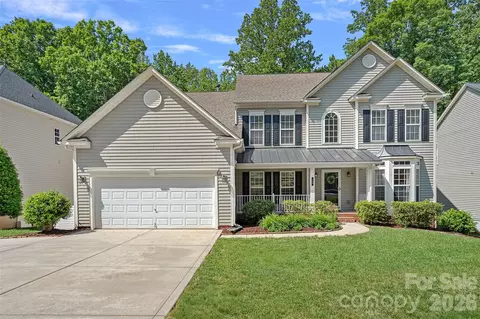 129 Crimson Orchard Dr, Mooresville, NC 28115