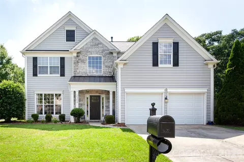 2304 Coltsgate Rd, Waxhaw, NC 28173