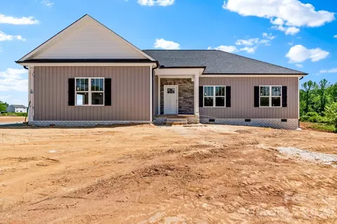 273 Stonybrook Dr, Lexington, NC 27295