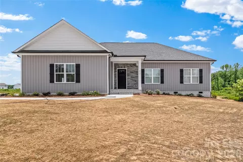 273 Stonybrook Dr, Lexington, NC 27295