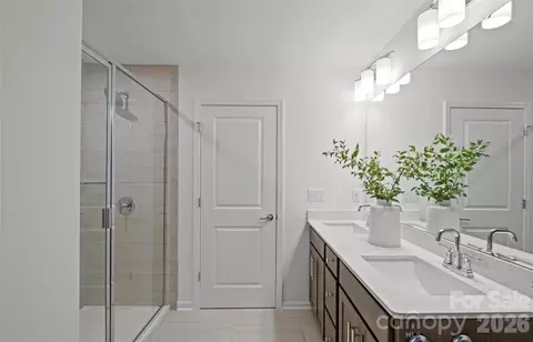 Bath - 2024 Cobble Ct, Monroe, NC 28110 photo 1 of 1