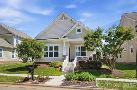 5936 Whitehawk Hill Rd, Mint Hill, NC 28227