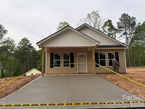 8 Bennett St, Wadesboro, NC 28170