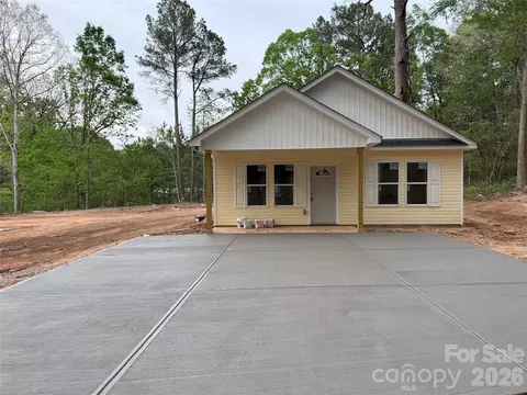 9 Bennett St, Wadesboro, NC 28170