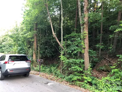 1262 E I St, Newton, NC 28658