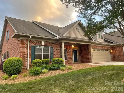 489 26th Ne Ave NE, Hickory, NC 28601