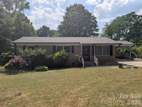 2644 Quiet Acres Rd, Lancaster, SC 29720