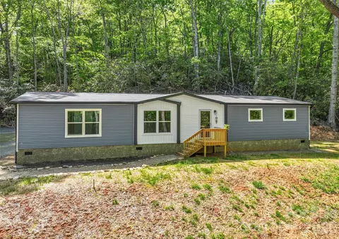 293 Spar Mill Rd, Burnsville, NC 28714