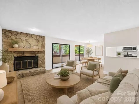 7204 Winery Ln, Charlotte, NC 28227