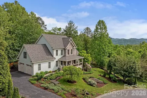 34 Carden Dr, Weaverville, NC 28787