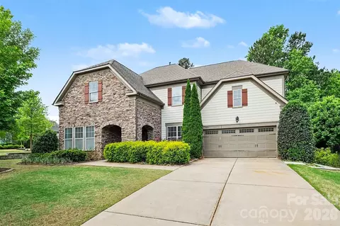 11530 Sweet Birch Ln, Charlotte, NC 28278