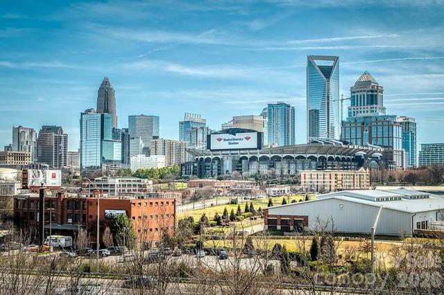 1101 W 1st 211 St #211, Charlotte, NC 28202