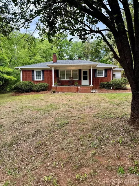 2217 Dale Ave, Lincolnton, NC 28092