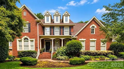 8716 Devonshire Dr, Huntersville, NC 28078