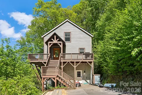 695 Wildcat Run, Maggie Valley, NC 28751