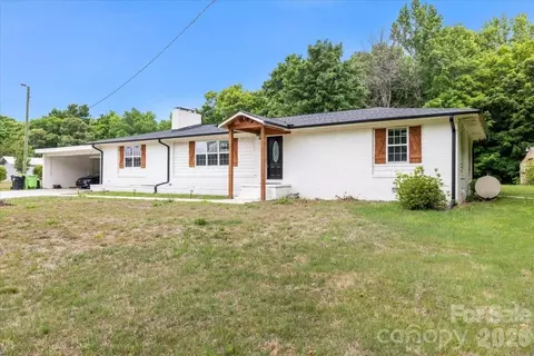 691 Rich Hilton Rd, Thomasville, NC 27360