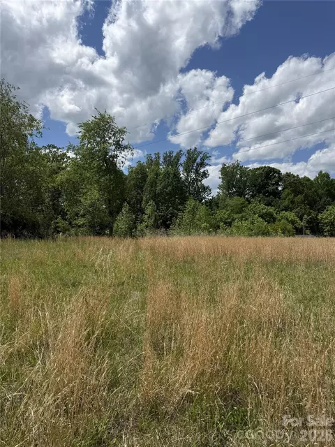 169 Cornwall Rd, Harmony, NC 28634