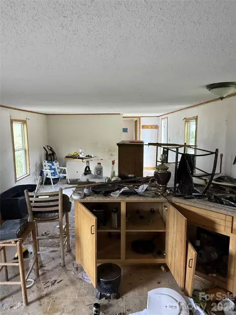 169 Cornwall Rd, Harmony, NC 28634 photo 6