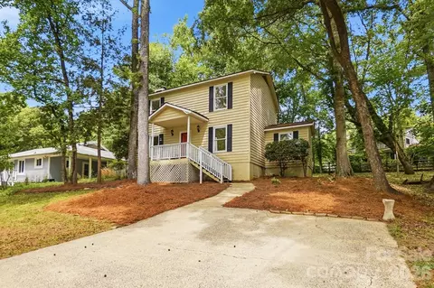 5060 Suwarrow Cir, Tega Cay, SC 29708