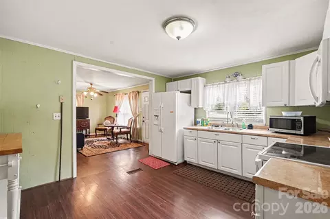 Kitchen - 301 Hampton Rd, Lancaster, SC 29720 photo 1 of 3