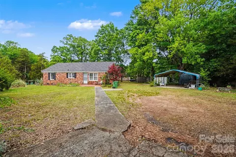 Exterior - 301 Hampton Rd, Lancaster, SC 29720 photo 1 of 1