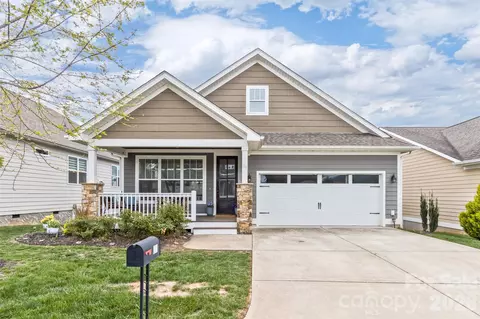 84 Rose Creek Rd, Leicester, NC 28748
