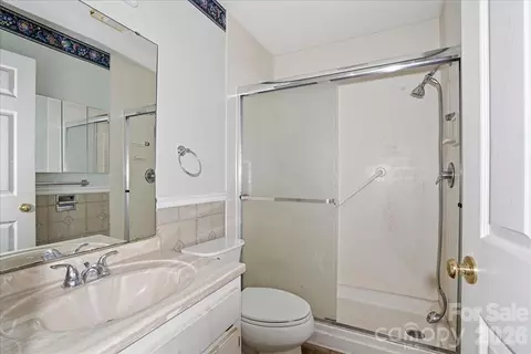 Bath - 411 Patio Rd, Easley, SC 29642 photo 2 of 2