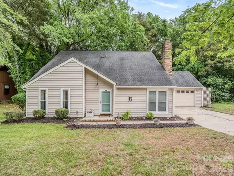 11707 Park Rd, Charlotte, NC 28226