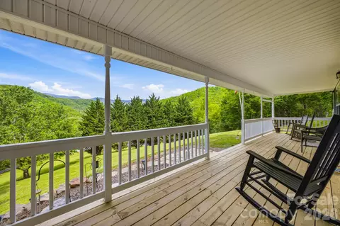 48 Open Range Dr, Barnardsville, NC 28709