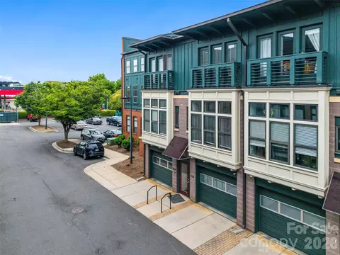 522 New Bern Station Ct, Charlotte, NC 28209