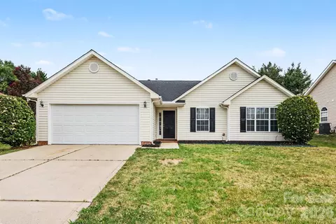 3218 Silver Spur Ct, Charlotte, NC 28273