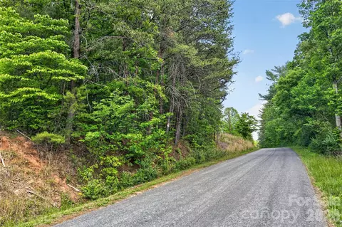 99999 Wright Rd, Marion, NC 28752