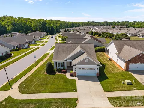 View/Area - 412 Garner Dr, Salisbury, NC 28146 photo 2 of 9