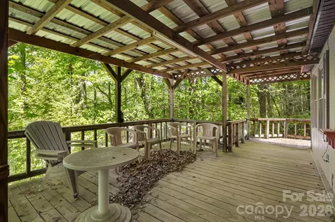 101 Serenity Ln, Clyde, NC 28721 photo 4