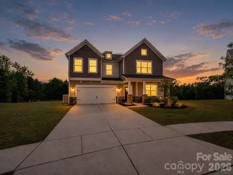 1174 Narrowmouth Ct, Lancaster, SC 29720