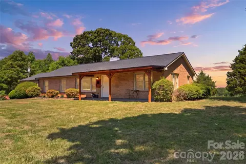 1333 Eufola Rd, Statesville, NC 28677