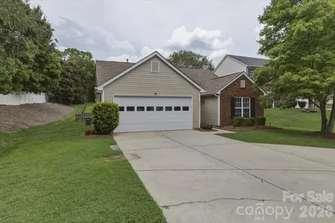 6111 Gatesville Ln, Charlotte, NC 28270