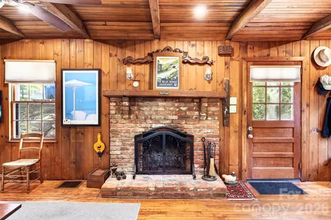 126 Maney Ave, Asheville, NC 28804