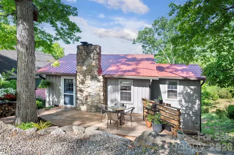 126 Maney Ave, Asheville, NC 28804